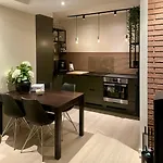 شقة Private With A View And Garden - 12 Min From The Center *