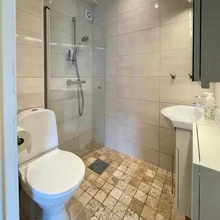 Private With A View And Garden - 12 Min From The Center Apartman