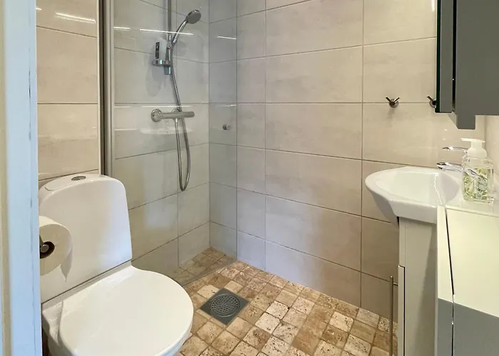 Private With A View And Garden - 12 Min From The Center Apartment
