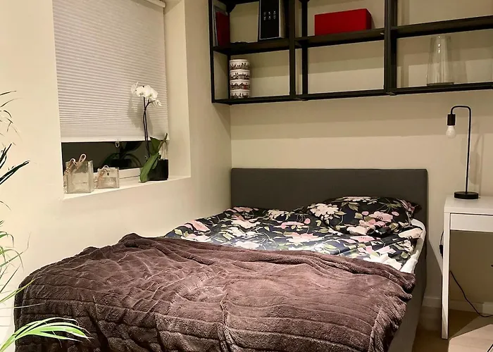 Private With A View And Garden - 12 Min From The Center Apartment Bergen