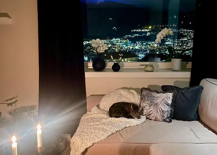Apartment Private With A View And Garden - 12 Min From The Center